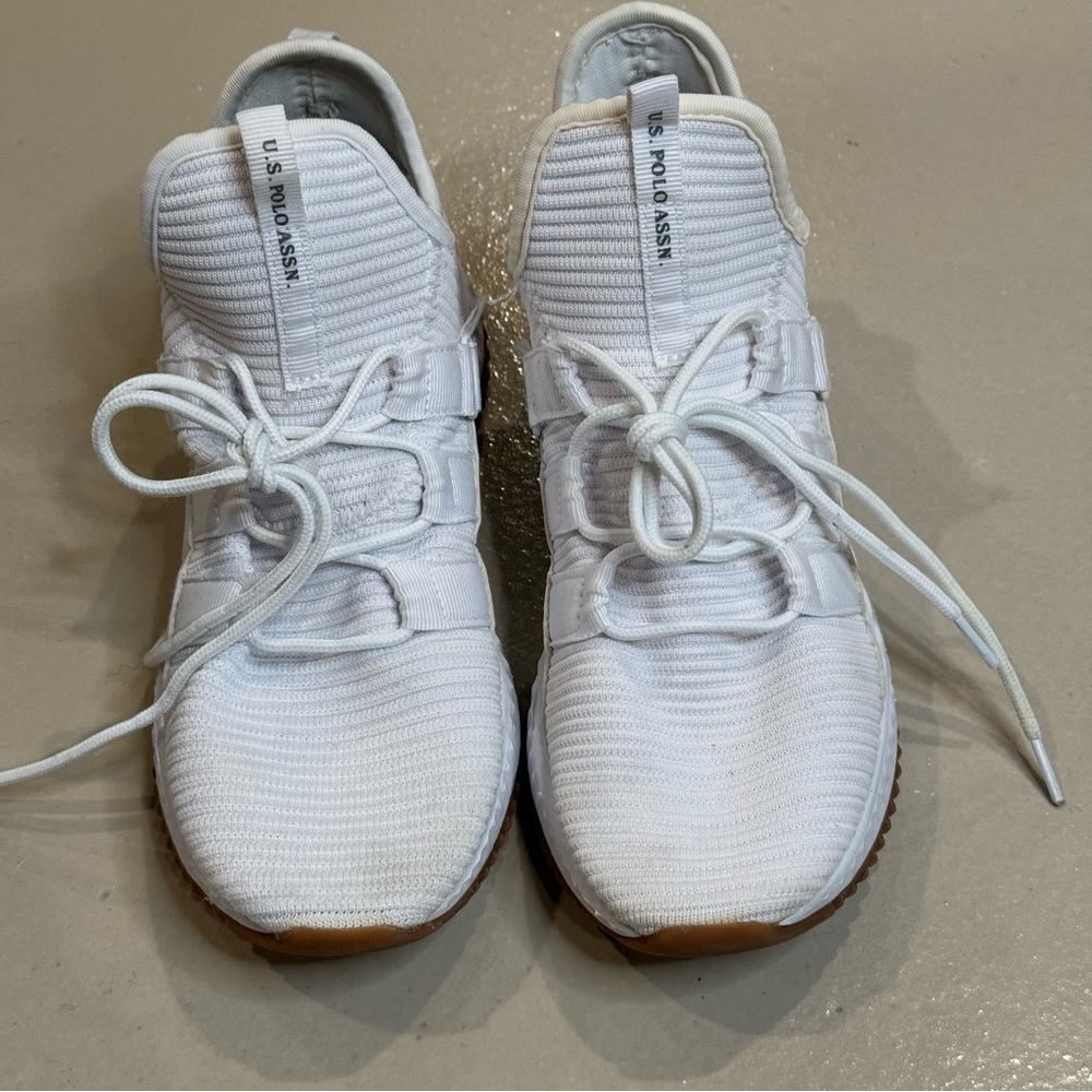 US POLO ASSN White Tennis Shoes Men’s Size 8